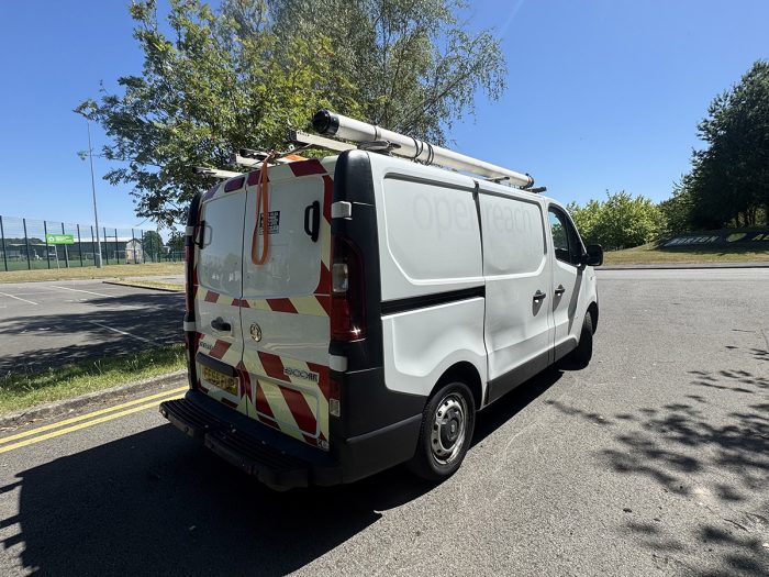 Vauxhall Vivaro Cdti Ecoflex - Image 8
